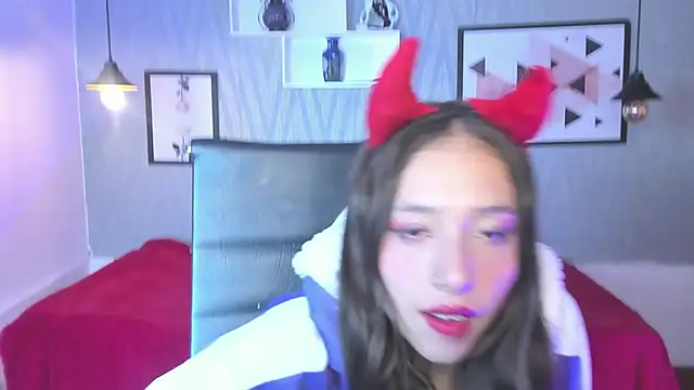 Snapshot of Valeria_roussi chatting on December 29, 2024, 8:58 pm Valeria roussi online show from December 29, 2024, 8:58 pm