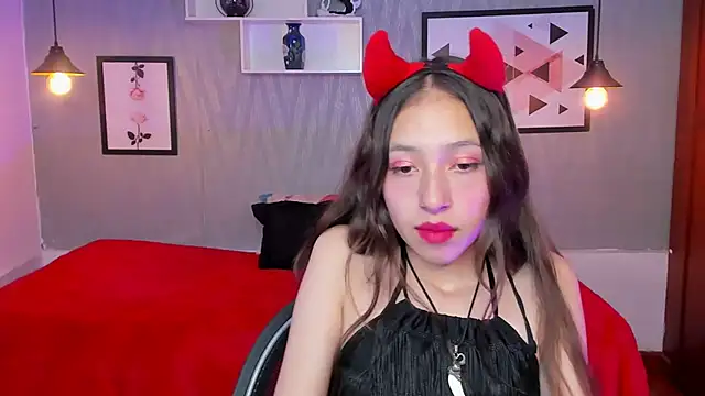 Snapshot of Valeria_roussi chatting on January 14, 2025, 8:37 pm Valeria roussi online show from January 14, 2025, 8:37 pm