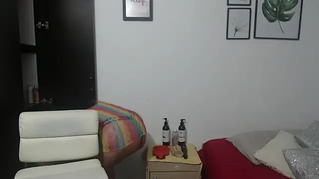 viki mom online show from January 6, 2025, 3:20 am