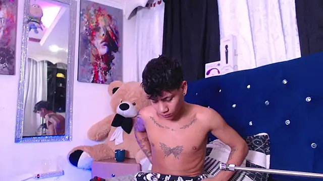 Sexys Boys Hot1 online show from October 23, 2025, 1:27 am