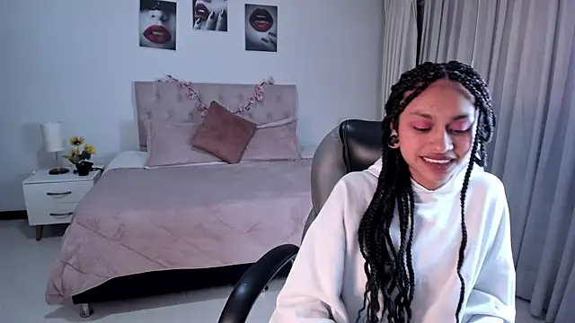 Snapshot of Kat_cute_ chatting on January 24, 2025, 8:23 am Kat cute online show from January 24, 2025, 8:23 am