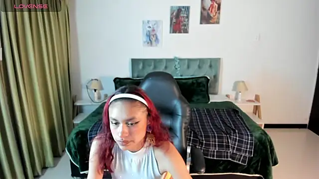Snapshot of Kat_cute_ chatting on March 5, 2025, 3:29 am Kat cute online show from March 5, 2025, 3:29 am