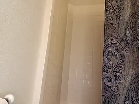 yasohw online show from January 5, 2025, 2:08 pm