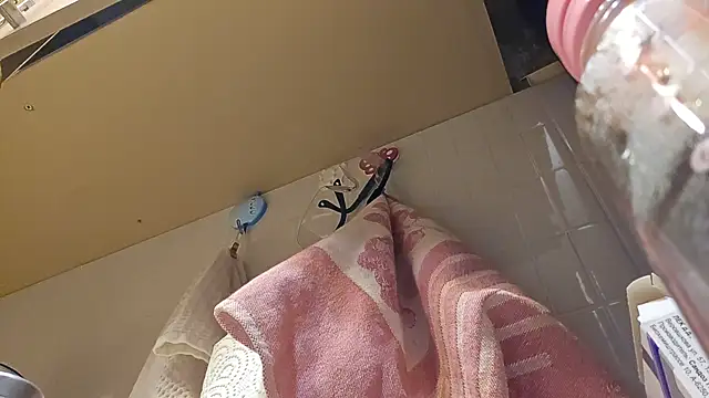 AlejandraDelaney online show from December 11, 2024, 9:34 pm