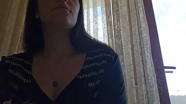 AlejandraDelaney online show from December 13, 2024, 9:57 am