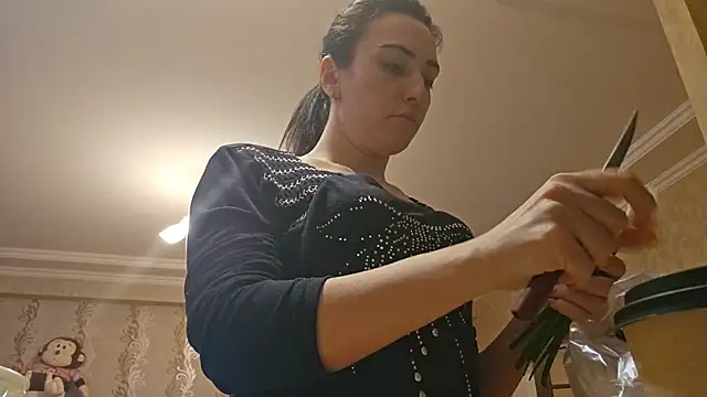 AlejandraDelaney online show from February 10, 2025, 4:58 pm