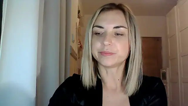 Snapshot of ashley_xlove chatting on December 4, 2024, 5:55 pm ashley xlove online show from December 4, 2024, 5:55 pm