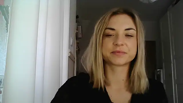 Snapshot of ashley_xlove chatting on January 3, 2025, 10:52 am ashley xlove online show from January 3, 2025, 10:52 am