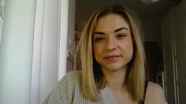 Snapshot of ashley_xlove chatting on February 5, 2025, 7:39 am ashley xlove online show from February 5, 2025, 7:39 am