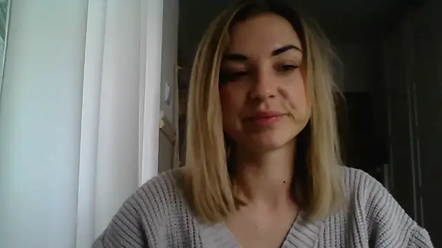 Snapshot of ashley_xlove chatting on February 6, 2025, 7:35 am ashley xlove online show from February 6, 2025, 7:35 am