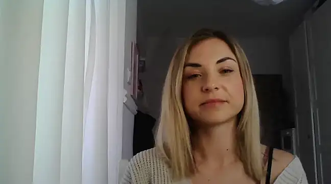 Snapshot of ashley_xlove chatting on March 13, 2025, 10:47 am ashley xlove online show from March 13, 2025, 10:47 am