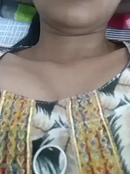 Snapshot of Rajni-Mehra chatting on February 10, 2025, 4:41 am Rajni-Mehra online show from February 10, 2025, 4:41 am