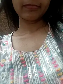 Snapshot of Rajni-Mehra chatting on February 17, 2025, 3:42 pm Rajni-Mehra online show from February 17, 2025, 3:42 pm