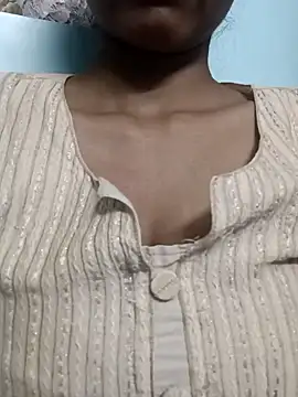 Snapshot of Rajni-Mehra chatting on February 18, 2025, 2:59 pm Rajni-Mehra online show from February 18, 2025, 2:59 pm