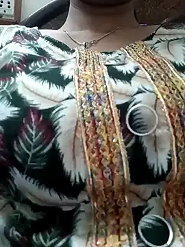 Snapshot of Rajni-Mehra chatting on February 26, 2025, 11:41 am Rajni-Mehra online show from February 26, 2025, 11:41 am