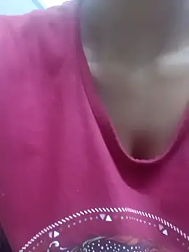 Snapshot of Rajni-Mehra chatting on March 2, 2025, 4:07 am Rajni-Mehra online show from March 2, 2025, 4:07 am