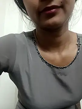 Snapshot of Rajni-Mehra chatting on March 10, 2025, 10:48 am Rajni-Mehra online show from March 10, 2025, 10:48 am