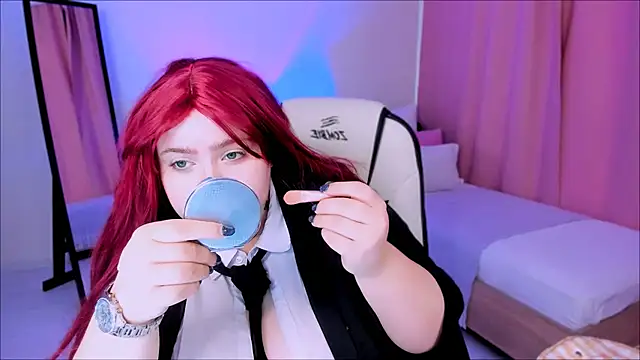 Snapshot of love_insidee chatting on December 5, 2024, 7:49 am love insidee online show from December 5, 2024, 7:49 am