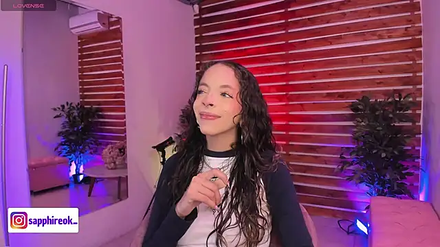 Sapphire Venuss online show from November 12, 2025, 1:28 am