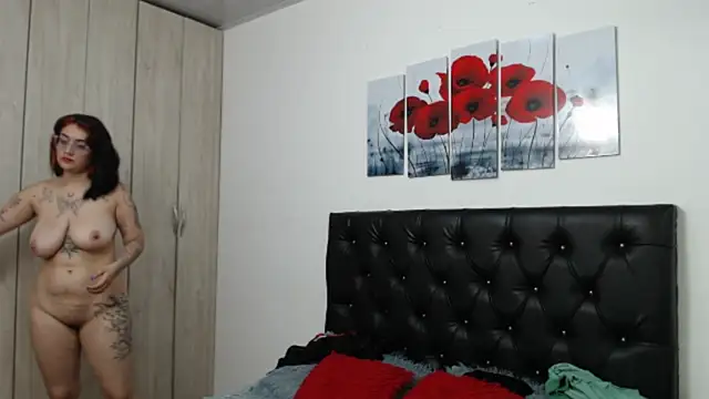 Snapshot of lily_f00x chatting on November 27, 2025, 12:29 pm lily f00x online show from November 27, 2025, 12:29 pm