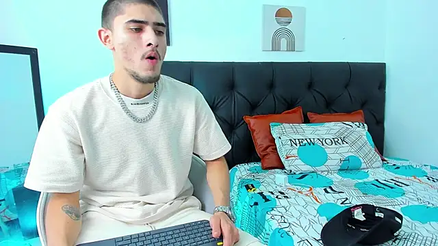 PhilipRich online show from December 10, 2024, 1:11 am