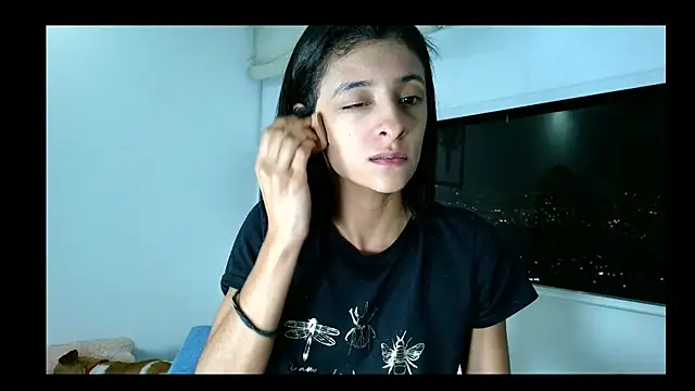 Snapshot of thedianakaro chatting on February 28, 2025, 3:04 am thedianakaro online show from February 28, 2025, 3:04 am