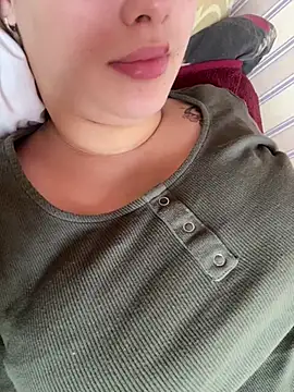 Snapshot of 69Laura696 chatting on February 19, 2025, 9:06 am 69Laura696 online show from February 19, 2025, 9:06 am