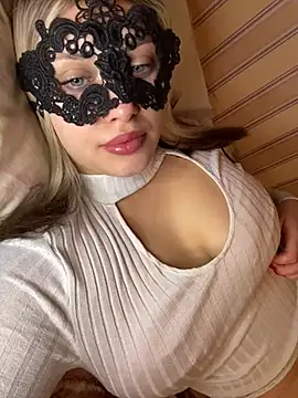 Snapshot of 69Laura696 chatting on March 9, 2025, 5:28 pm 69Laura696 online show from March 9, 2025, 5:28 pm