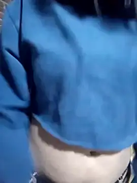 yovana13 online show from November 23, 2025, 10:48 am