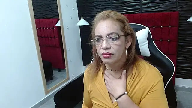 Snapshot of PervertedMature chatting on January 28, 2025, 3:25 am PervertedMature online show from January 28, 2025, 3:25 am