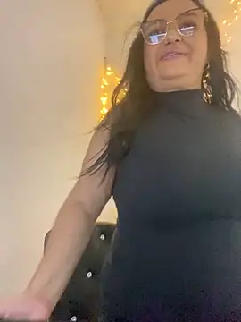 Gia Nahomi online show from December 3, 2024, 11:02 pm