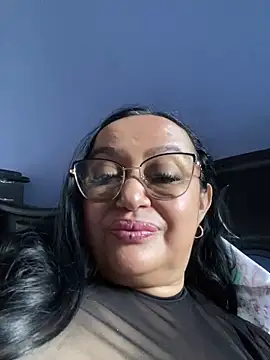 Gia Nahomi online show from December 13, 2024, 8:37 pm