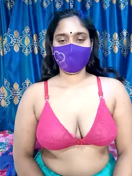 Hot Maleka online show from February 16, 2025, 6:10 am