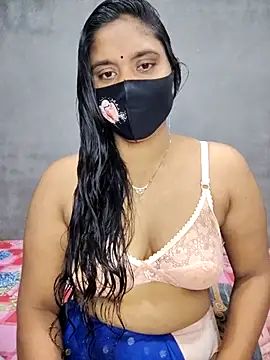 Hot Maleka online show from September 15, 2025, 2:00 am