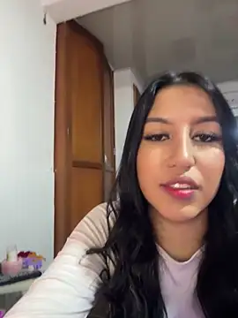 Tamara Roberts1 online show from February 28, 2025, 2:42 am