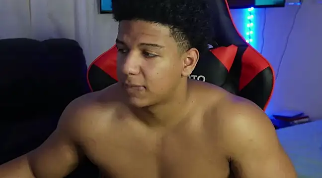 May Dylan1 online show from December 11, 2024, 4:53 pm