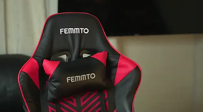 May Dylan1 online show from January 5, 2025, 4:47 am