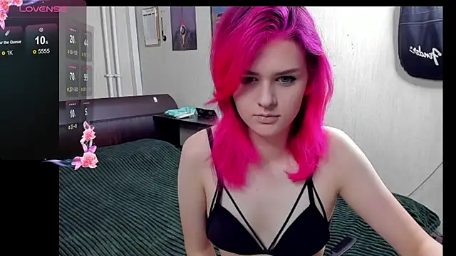 Snapshot of JulieTaylors chatting on September 23, 2025, 10:24 pm JulieTaylors online show from September 23, 2025, 10:24 pm