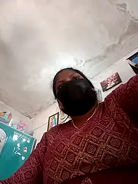 Snapshot of kavinila20 chatting on February 16, 2025, 6:21 am kavinila20 online show from February 16, 2025, 6:21 am