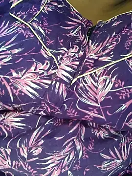 Snapshot of kavinila20 chatting on September 28, 2025, 11:48 am kavinila20 online show from September 28, 2025, 11:48 am