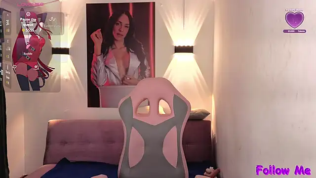 Snapshot of vittorialombardi__ chatting on October 19, 2025, 8:15 am vittorialombardi online show from October 19, 2025, 8:15 am