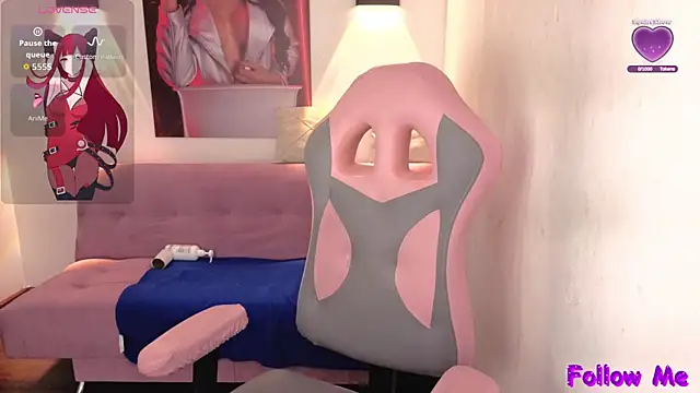 Snapshot of vittorialombardi__ chatting on November 7, 2025, 8:14 am vittorialombardi online show from November 7, 2025, 8:14 am