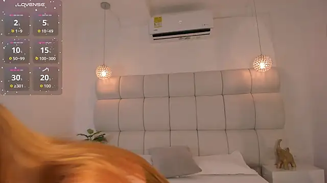 Snapshot of Alexa_Handler chatting on October 6, 2025, 3:37 am Alexa Handler online show from October 6, 2025, 3:37 am