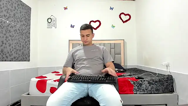 simookeler online show from September 27, 2025, 10:59 pm