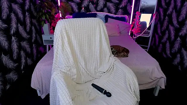 Jennifer murr online show from November 23, 2025, 1:33 pm