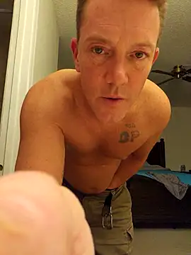 Bigtater1999 online show from September 21, 2025, 11:06 pm