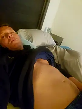 Bigtater1999 online show from November 9, 2025, 2:15 pm