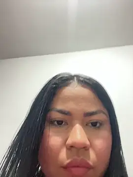 aashley jones online show from December 15, 2025, 3:33 am