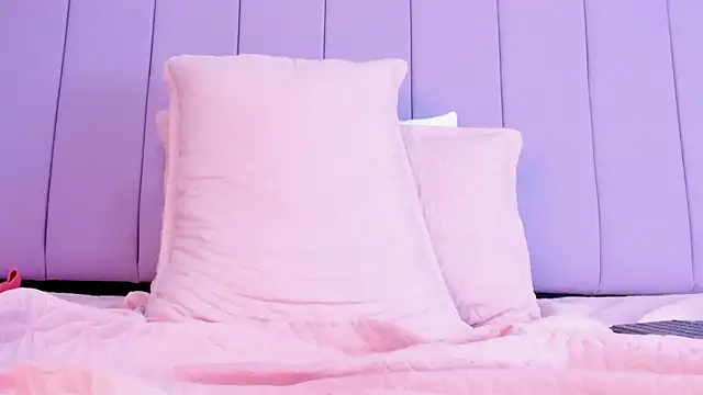 Aixa hill1 online show from January 30, 2025, 8:21 pm