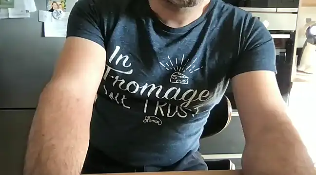 Snapshot of unconnudu21000 chatting on December 11, 2024, 10:25 am unconnudu21000 online show from December 11, 2024, 10:25 am